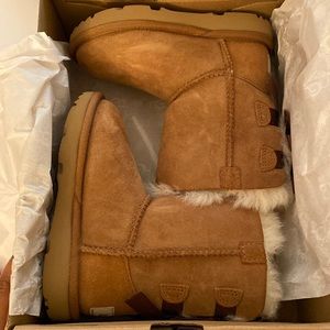 Size 9 UGG - toddler